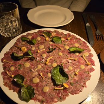 Dēliz - Steak tartare - Italian Near Me - Chicago, Illinois