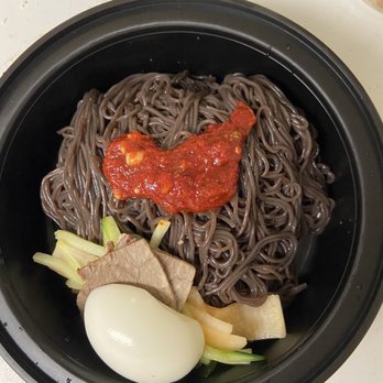 DAWA Korean Restaurant - Mul Naeng-Myeon pre-iced broth - Korean Near Me - West Haven, Connecticut