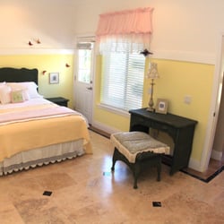 Villa De La Vine - Spacious bedroom # 2