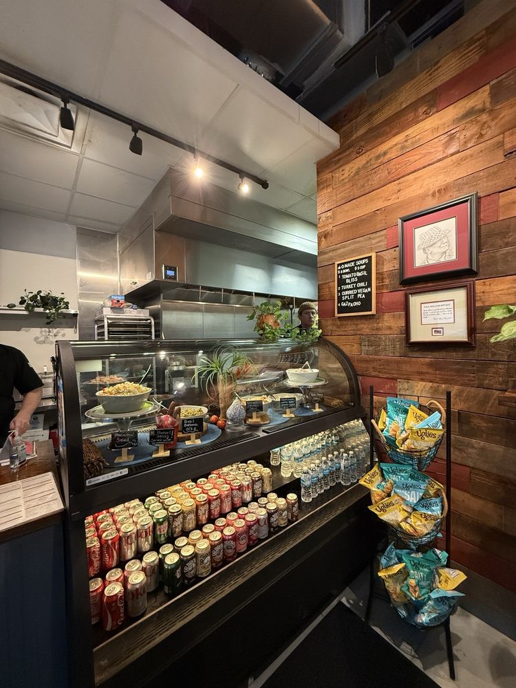 Houndstooth Kitchen & Eatery