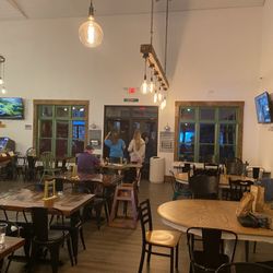 Duesterbeck's Brewing Company - Taproom