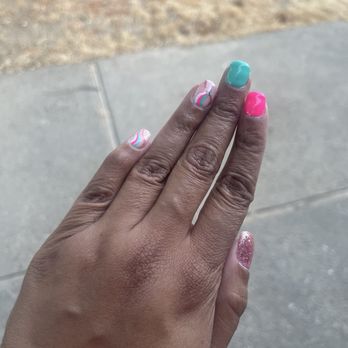 InStyle Hair & Nails - Gel Nails by Holly - Hair Salons Near Me - Davis, California InStyle Hair & Nails - Gel Nails by Holly - Hair Salons Near Me - Davis, California