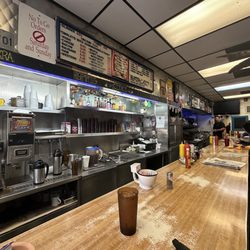 Tiffany's Original Diner - Old school diner
