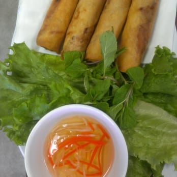 Ocean Pho - Egg rolls with that rice vinegar sauce that drives me wild! Piping hot! - Vietnamese Near Me - Yucaipa, California Ocean Pho - Egg rolls with that rice vinegar sauce that drives me wild! Piping hot! - Vietnamese Near Me - Yucaipa, California