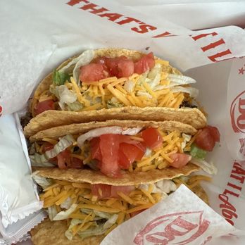 Dairy Queen - Asked for extra cheese that's not extra and barely any meat - Fast Food Near Me - Fairfield, Texas
