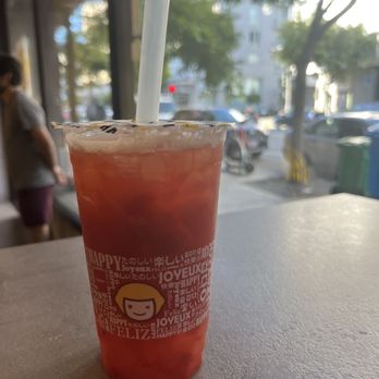 Happy Lemon - G5. Strawberry Green Tea - Bubble Tea Near Me - San Francisco, California Happy Lemon - G5. Strawberry Green Tea - Bubble Tea Near Me - San Francisco, California