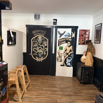 Bubba's Biscuit Bar - Bathrooms - Comfort Food Near Me - Hudson, New York