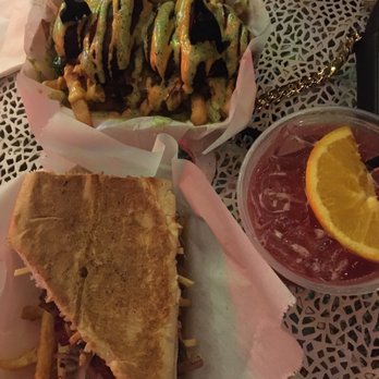 Truck Yard - Food Stands Near Me - Houston, Texas