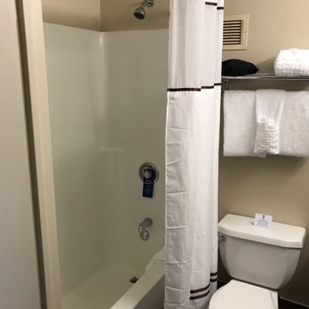 Best Western Plus Waltham Boston - Bathroom - Hotels Near Me - Waltham, Massachusetts