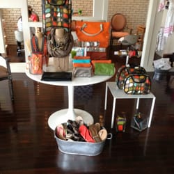 Le Visage Day Spa - Shop in front