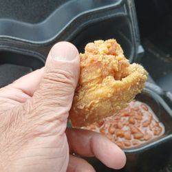 Lee's Famous Recipe Chicken