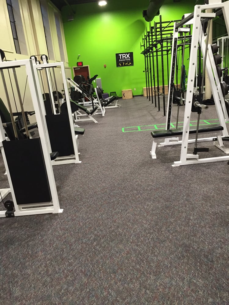 24/7 Health & Fitness Center Logo