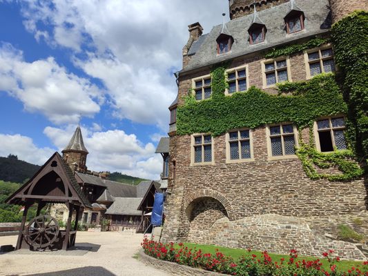 Cochem Castle by null