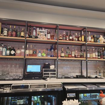Kusshi - Sushi Bars Near Me - Bethesda, Maryland