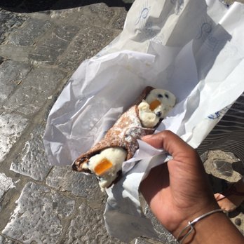 Molo 19 - Cannoli (SO good, try it) - Sicilian Near Me - Cefalu', Pennsylvania