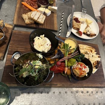 Lucy's - New American Near Me - Auburn, Alabama