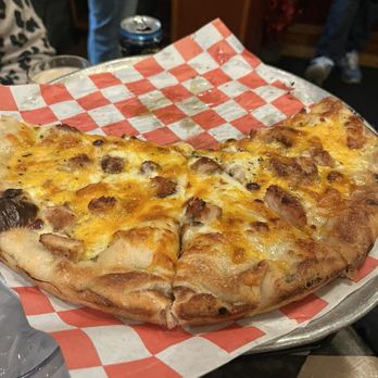 Colonial Pizza & Spaghetti House - Pizza Near Me - Easton, Pennsylvania