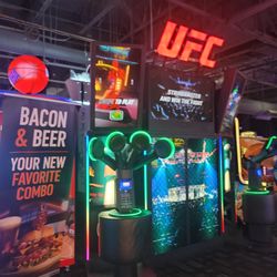 Dave & Buster's Philadelphia - Franklin Mills - Games and food.