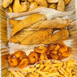 Seahouse Fish & Chicken - Fried Chicken Takeaway - Wings, Potatoes Wedges, Jumbo Shrimp (10 pc), Leg & Thigh (10 pc), Chicken Breast (1 pc), Salmon Fish