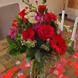 In Full Bloom - Valentine's Day bouquet