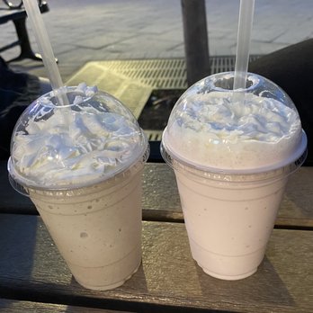 Daniela's Ice Cream - Ice Cream & Frozen Yogurt Near Me - Closter, New Jersey