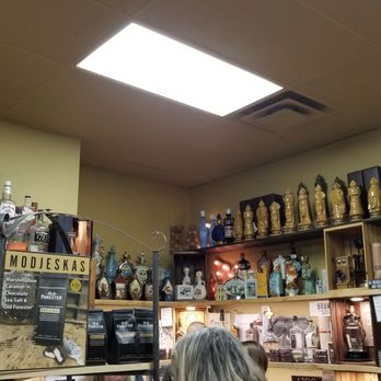 Art Eatables - Store inside - Chocolatiers & Shops Near Me - Louisville, Kentucky Art Eatables - Store inside - Chocolatiers & Shops Near Me - Louisville, Kentucky