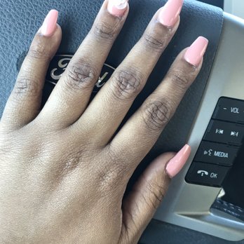 Posh Nails - Gel nails with white floral accent nail - Nail Salons Near Me - Lawrenceville, Georgia Posh Nails - Gel nails with white floral accent nail - Nail Salons Near Me - Lawrenceville, Georgia