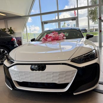 Audi Tampa - Car Dealers Near Me - Tampa, Florida