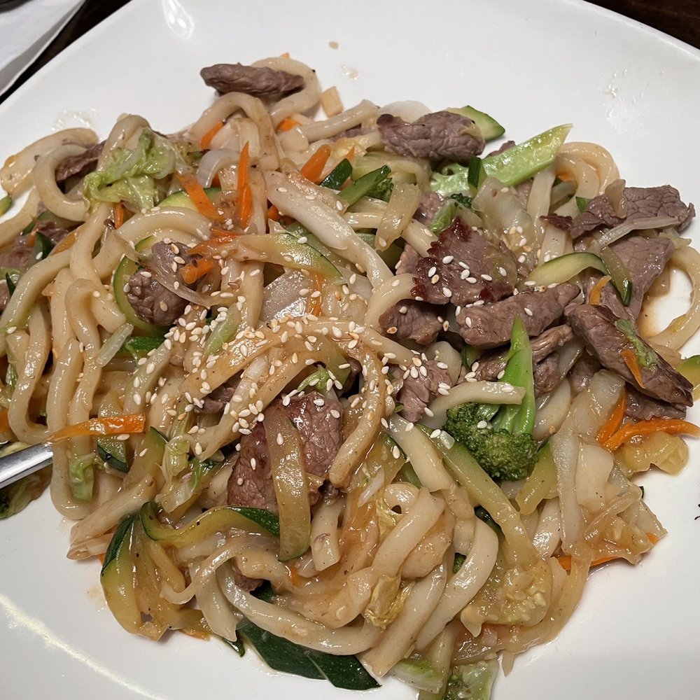 Tenzan - Beef stir fried udon - Japanese Near Me - Brooklyn, New York Tenzan - Beef stir fried udon - Japanese Near Me - Brooklyn, New York