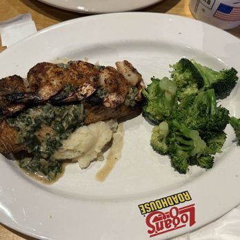 Logan's Roadhouse - Steakhouses Near Me - Owasso, Oklahoma