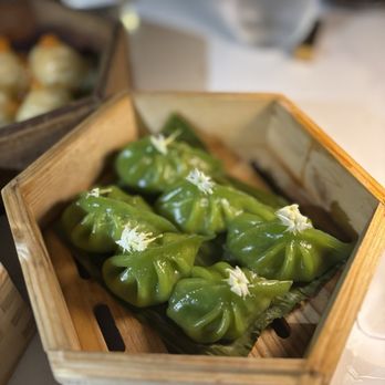 Luna Lu - Green Leaf Dumpling- 4p (df) (vegan) Shiitake, carrots, bok choy and saltbush flakes. - Asian Fusion Near Me - The Rocks, NSW