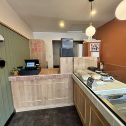 Amici Italian Wine Bar