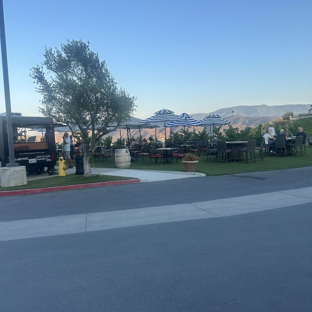 Oak Mountain Winery - Nice outside - Wineries Near Me - Temecula, California