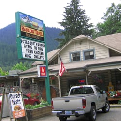 Barlow Trail Roadhouse - HUGE OMELETS