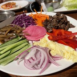Olympus Spa Restaurant - Lettuce wraps with beef