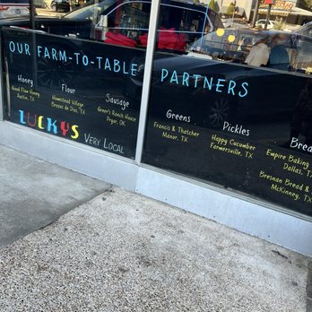 Luckys Cafe - Farm to Table local partners - American Near Me - Dallas, Texas
