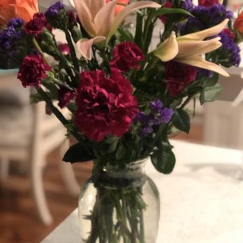 Miracle Flowers - The second attempt is hardly better. - Florists Near Me - Folsom, California