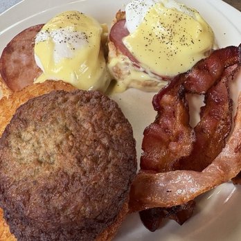 Back Porch 585 - Mother's Day brunch buffet. Best Eggs Benedict - Sports Bars Near Me - Brockport, New York