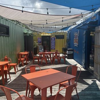 J's Creole Wings - Patio area - Chicken Wings Near Me - New Orleans, Louisiana