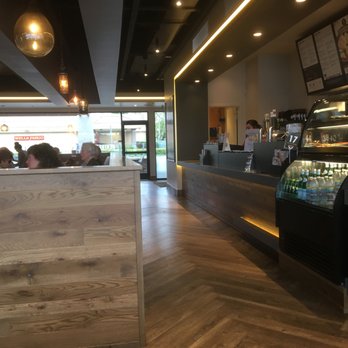 Luna Grill Ventura - Order counter - Mediterranean Near Me - Ventura, California