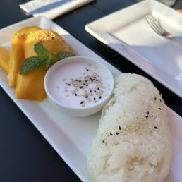 D2 Riz Collant Thaï Â La Mangue | Mango Sticky Rice