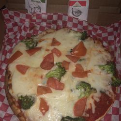 Sicilian Pizza & Pasta - Extra thin tomato brócoli