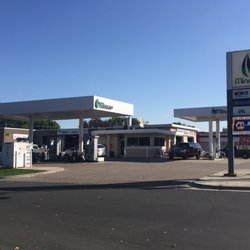 Hennen's Auto Service - Hennen's Auto Service - locally owned/operated family business since 1958