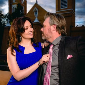 Ponic Photography - Engagement Session at Old Town - Session Photography Near Me - Albuquerque, New Mexico Ponic Photography - Engagement Session at Old Town - Session Photography Near Me - Albuquerque, New Mexico