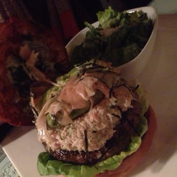 26 Beach Restaurant - California roll burger - New American Near Me - Venice, California