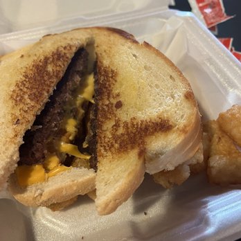 Hops House - Patty melt.. yummy - Sports Bars Near Me - Alton, Illinois