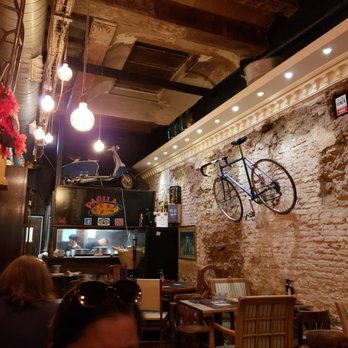Miño - Seafood Near Me - Barcelona, B Miño - Seafood Near Me - Barcelona, B