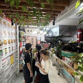 Old Luo Yang - Queue to order. Some more seats in the front - Chinese Near Me - Flushing, New York Old Luo Yang - Queue to order. Some more seats in the front - Chinese Near Me - Flushing, New York