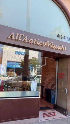 All'antico Vinaio by null