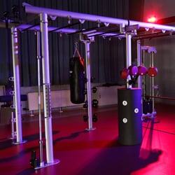 Seestern Fitnessclub Süd - Funktionelles Training am gym80 IRON QUBE